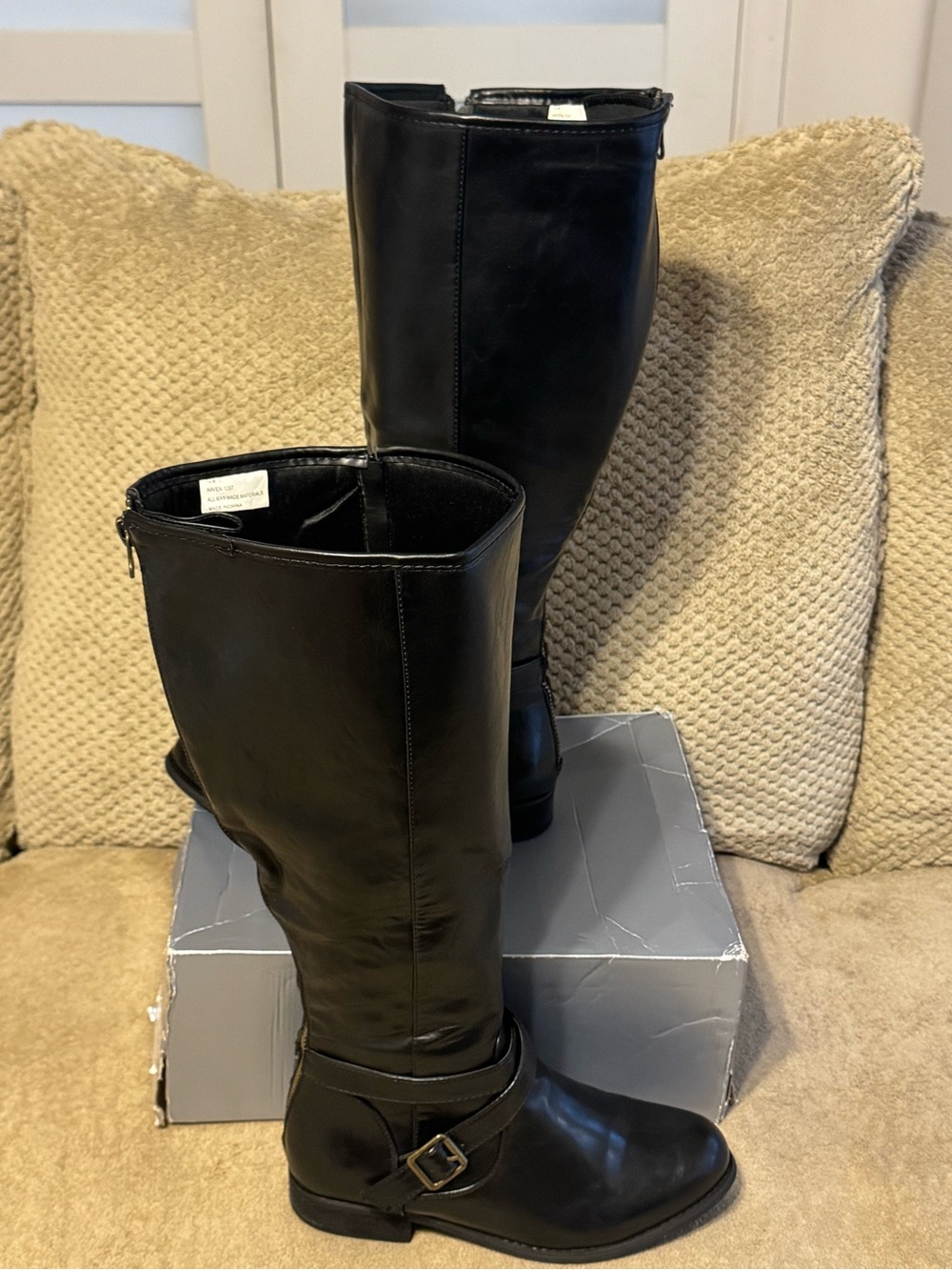 Cloudwalkers Haven Women’s Size 10W Black Tall Riding Boots Buckle Zip